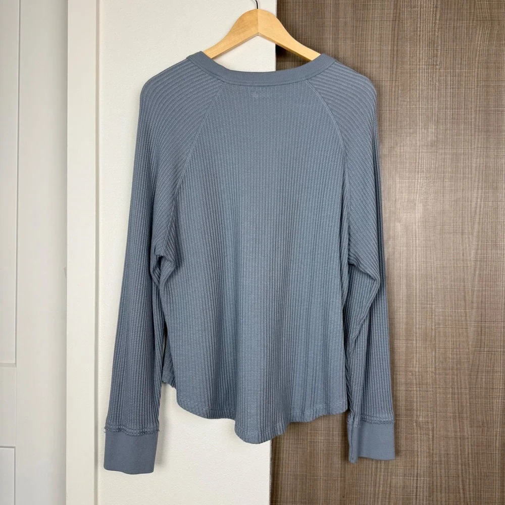 Faherty Legend Waffle Knit Crew in Tradewinds Blue Long Sleeve Top Size XL - Picture 7 of 12